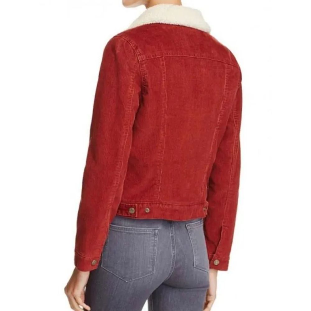 nancy-wheeler-denim-jacket