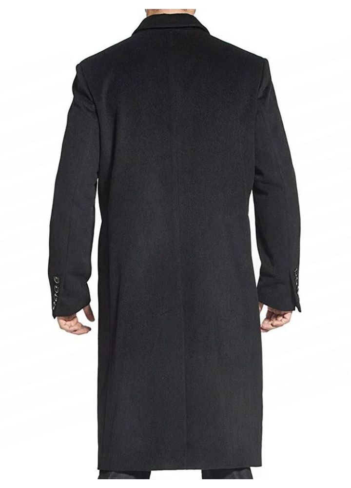 leon-the-professional-leon-black-coat.jpg