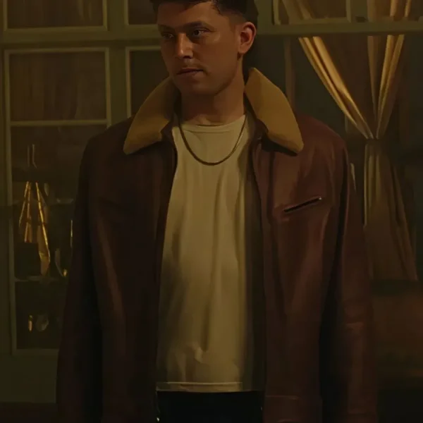 you-s05-tom-francis-brown-jacket.webp