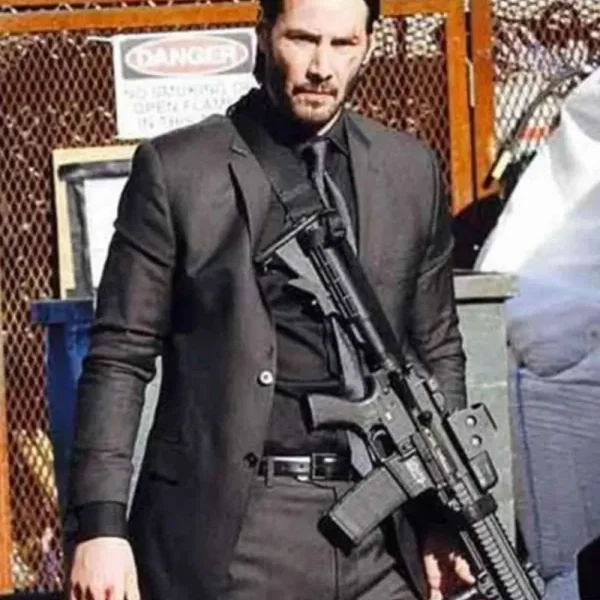 john-wick-black-coat.webp